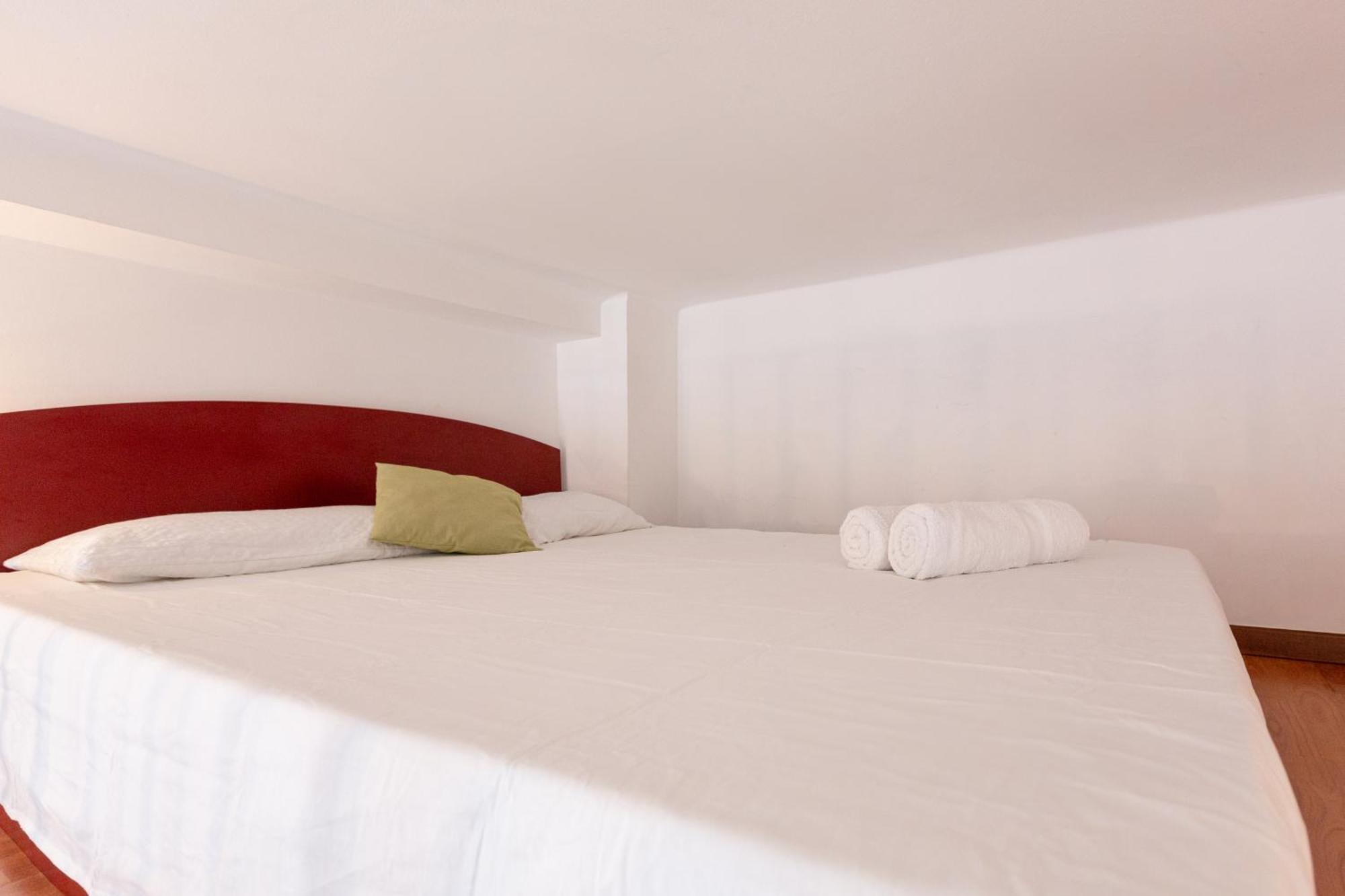 Soft Colors Exclusive Apartment - Navigli District - M2 Milano Esterno foto