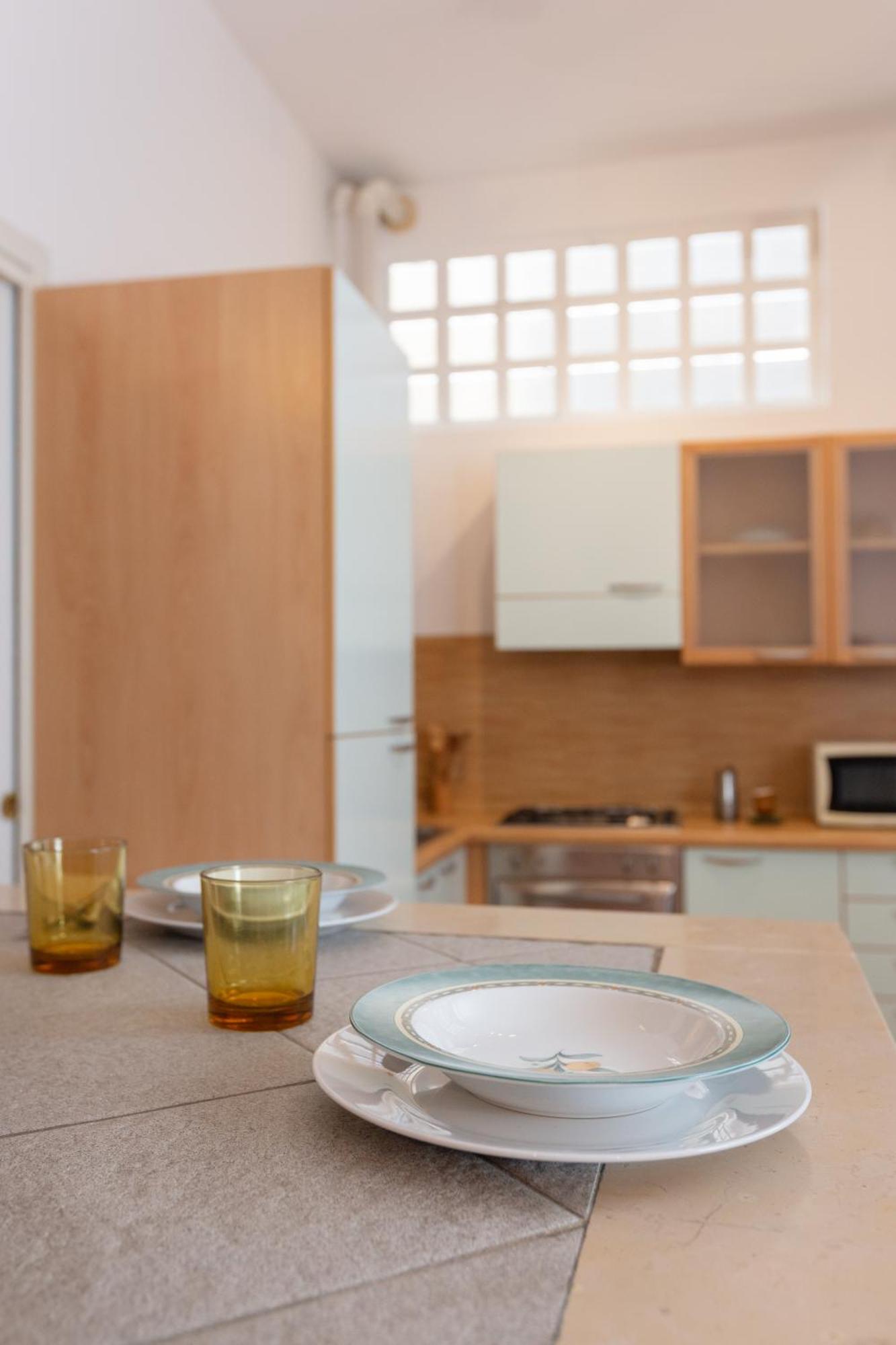 Soft Colors Exclusive Apartment - Navigli District - M2 Milano Esterno foto